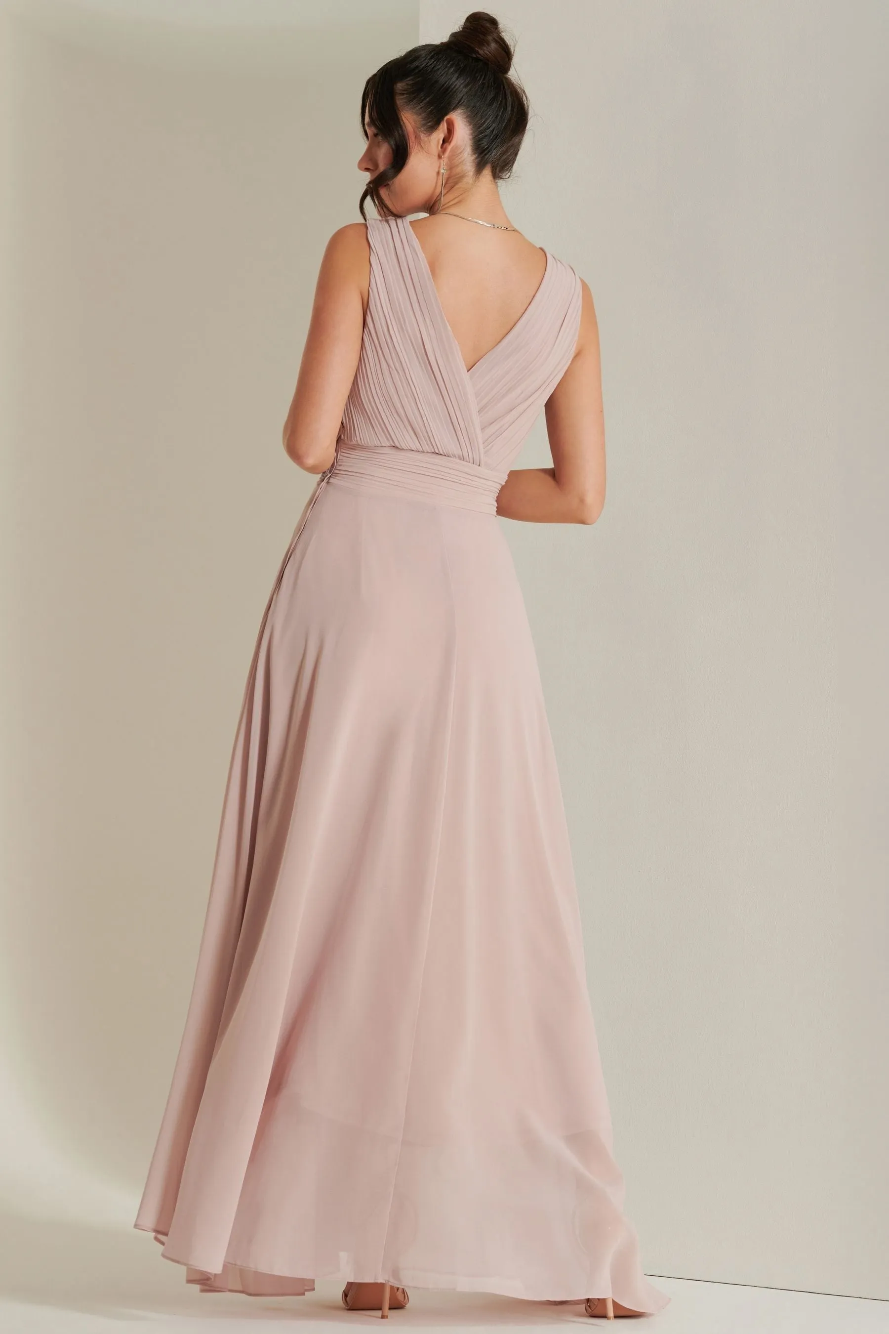 Abito maxi in chiffon con corpino Jolie Moi A pieghe
