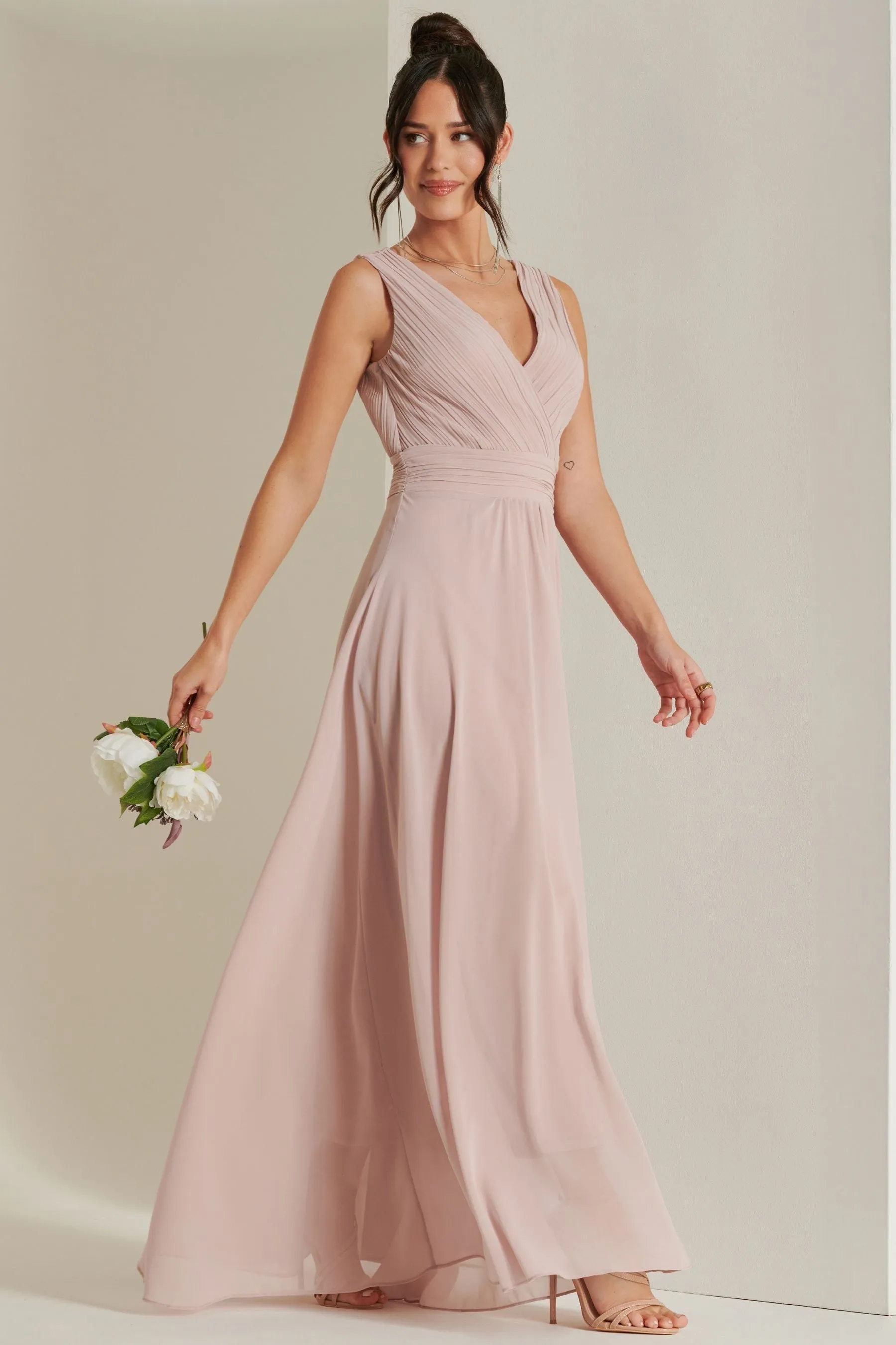 Abito maxi in chiffon con corpino Jolie Moi A pieghe