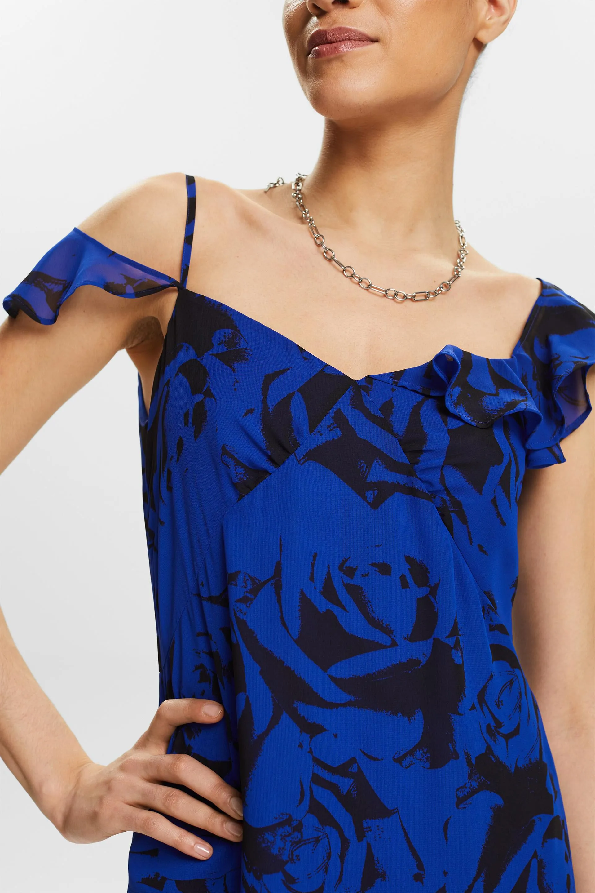 Abito midi in chiffon stampato con spalle scoperte