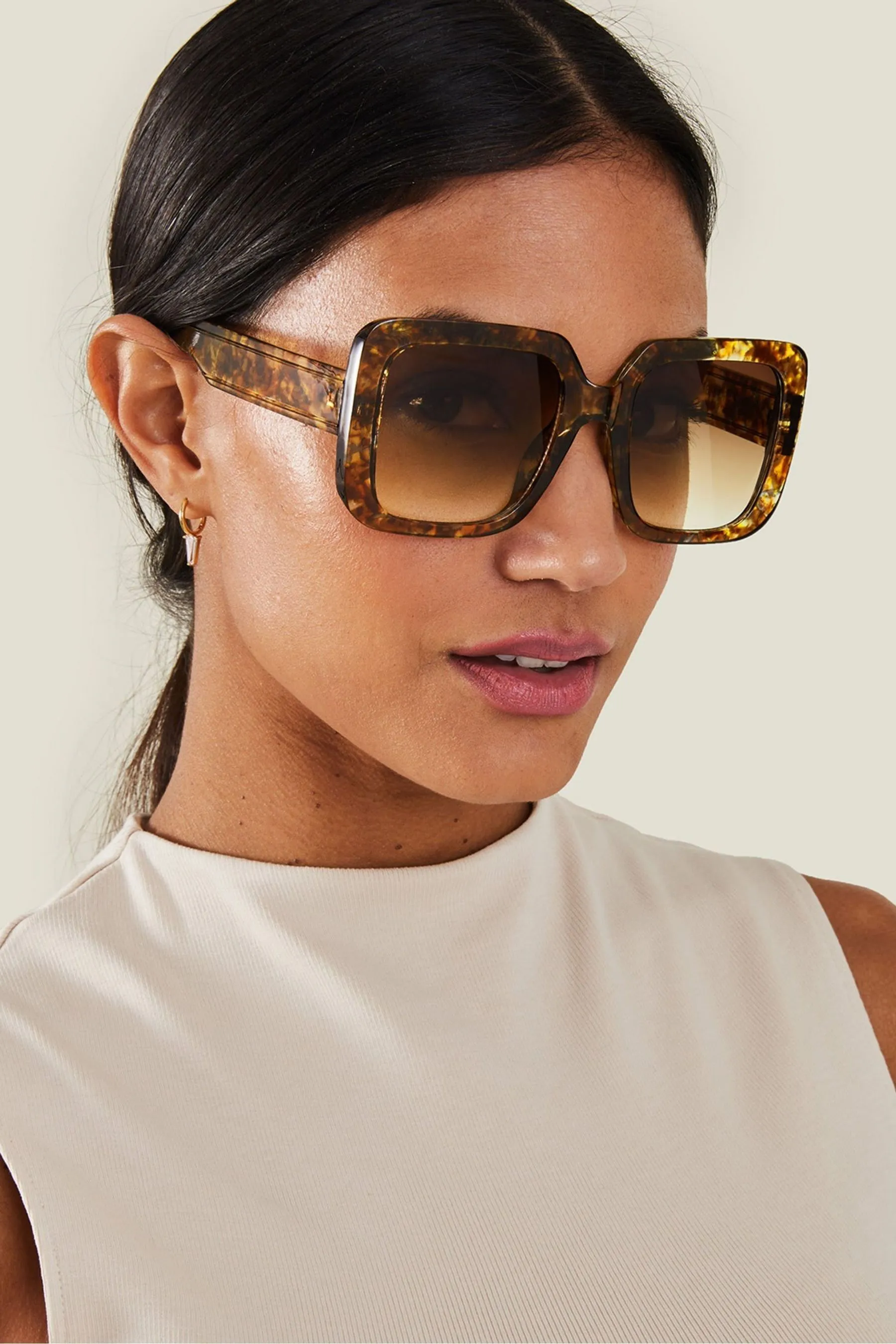 Accessorize - Occhiali da sole oversize squadrata con strass