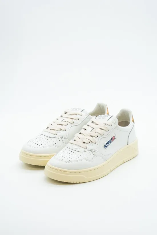 AUTRY MEDALIST LOW SNEAKER WOM AULW LL61