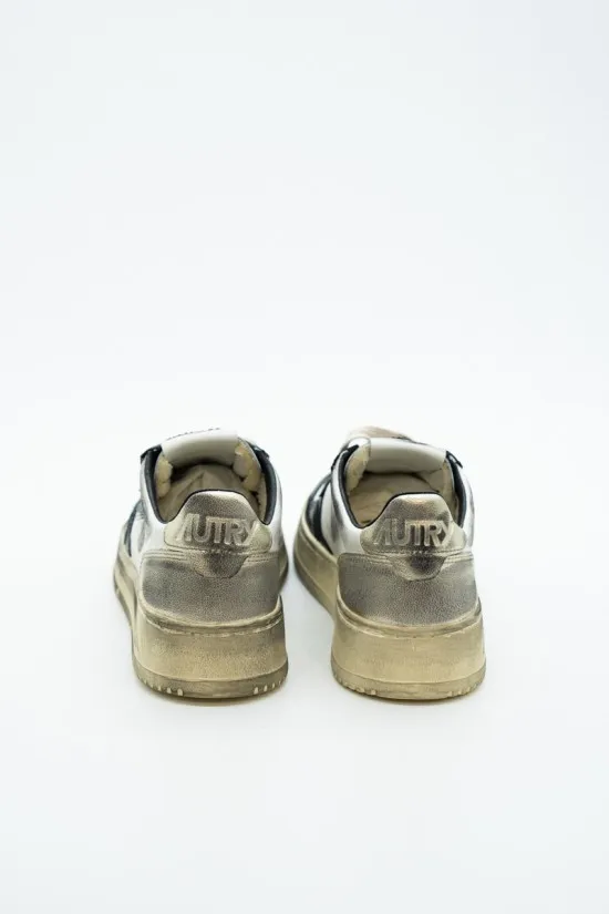 AUTRY SUPER VINTAGE LOW SNEAKER WOM AVLW SV34