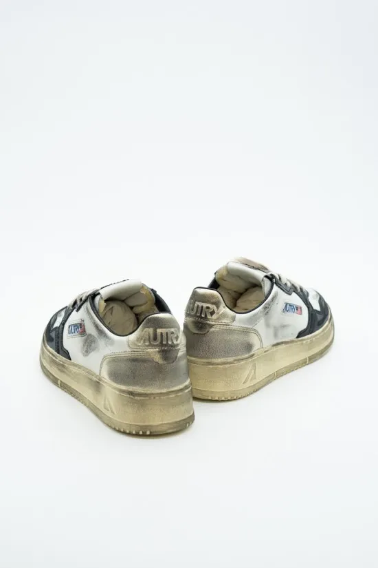 AUTRY SUPER VINTAGE LOW SNEAKER WOM AVLW SV34