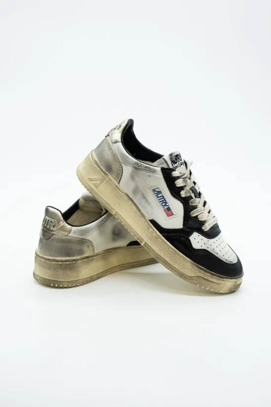 AUTRY SUPER VINTAGE LOW SNEAKER WOM AVLW SV34