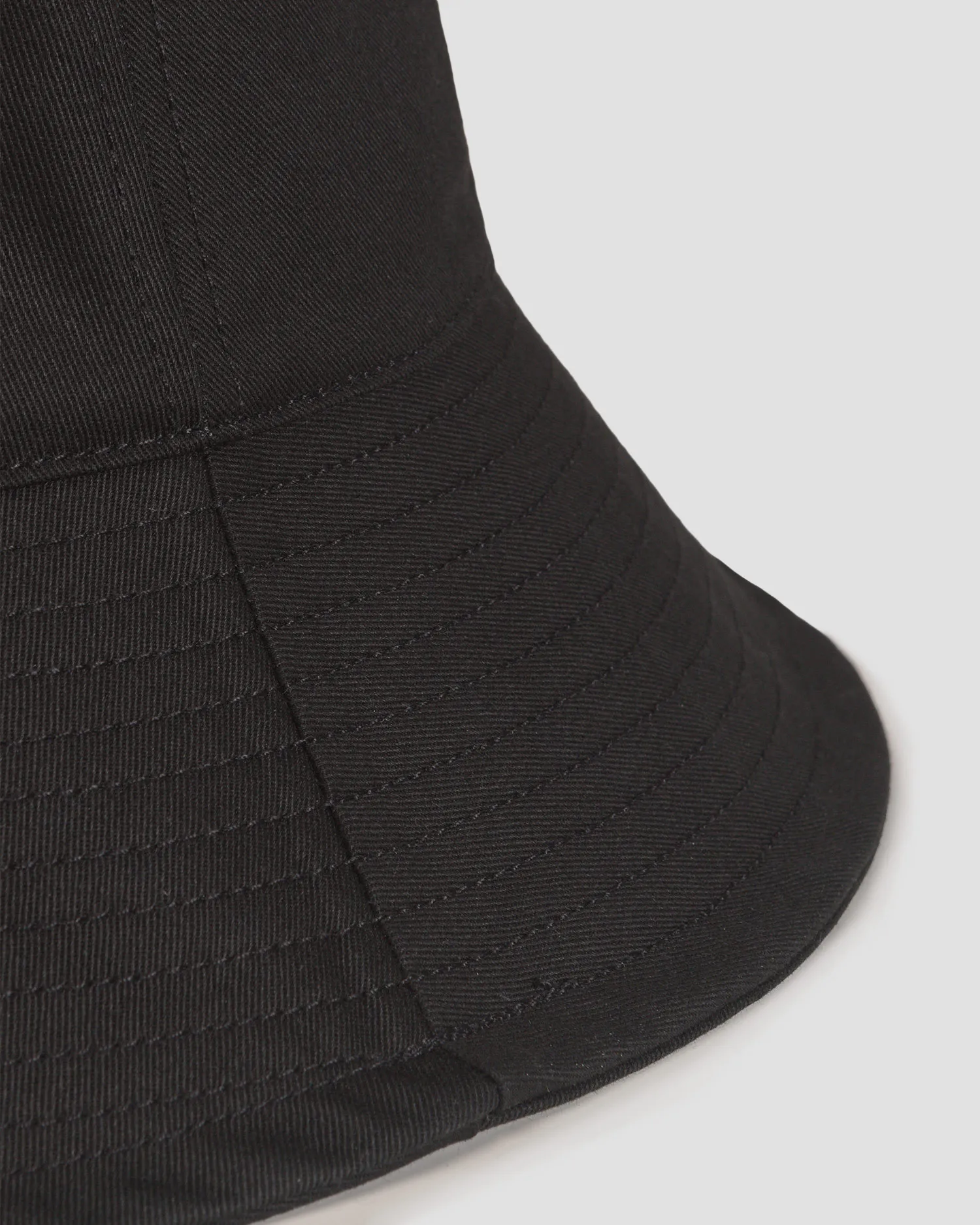 Cappello a secchiello nero Goldbergh Harper GB61103241-9000