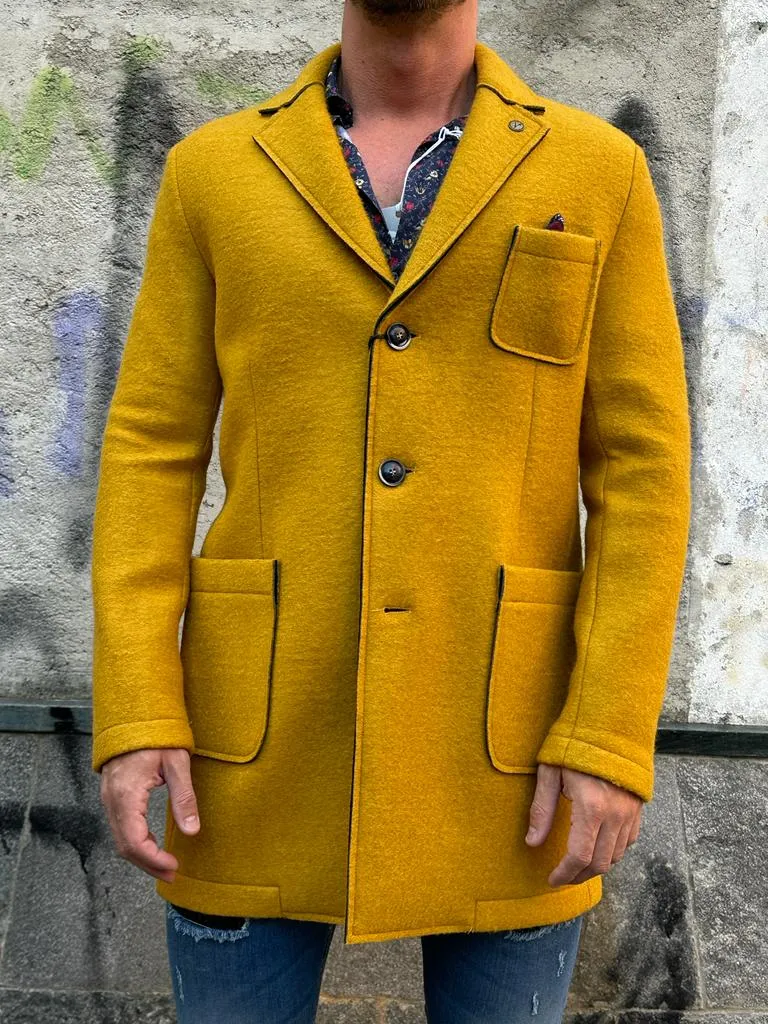 CAPPOTTO V2 SARTORIALE SU BASE SENAPE, AMPIE TASCHE FRONTALI E POCHETTE IN DOTAZIONE ****