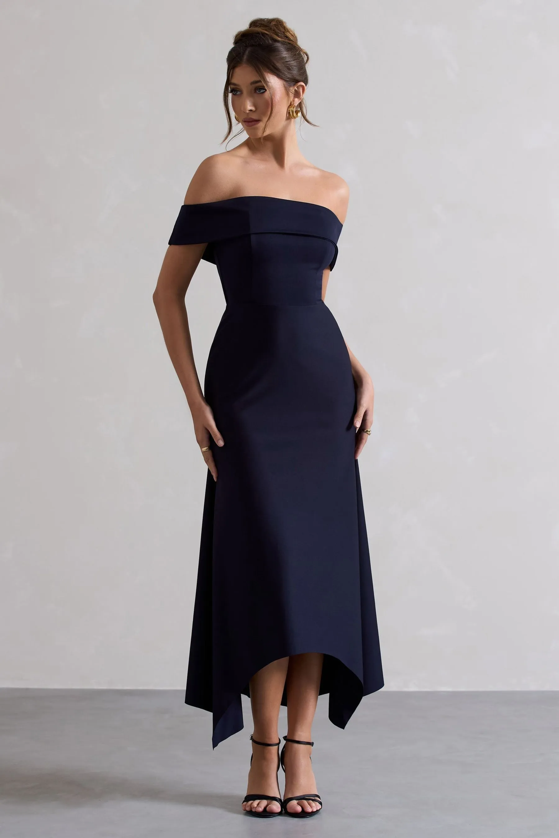 Club L London - Windsor - Abito maxi con scollo alla Bardot