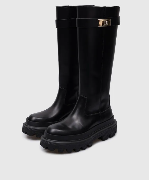 Dolce&Gabbana Stivali in pelle nera con logo in metallo CU1070AB640