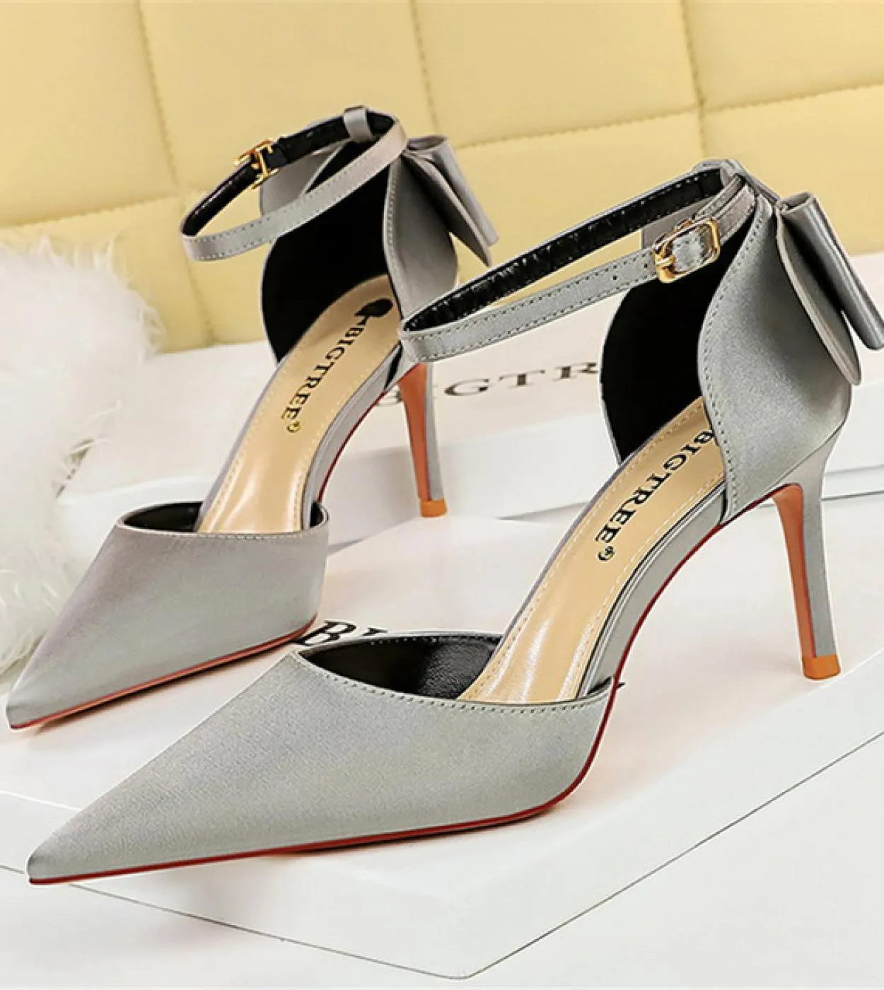 Donna Tacchi medi Estate 8cm 10cm Tacchi alti Sandali eleganti Lady Silk Wedding Tacchi bassi Bow Sandles Borgogna Bigtree S