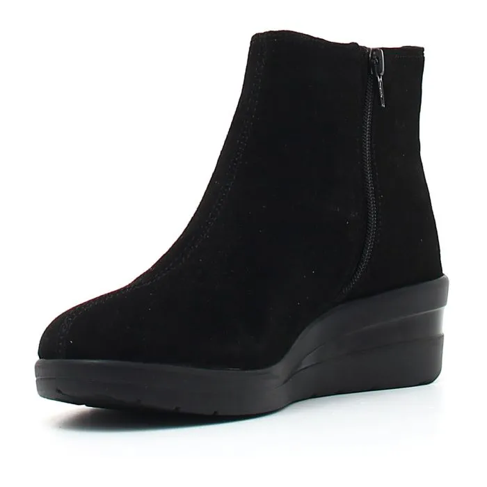GOAT SUEDE BLACK BLACK