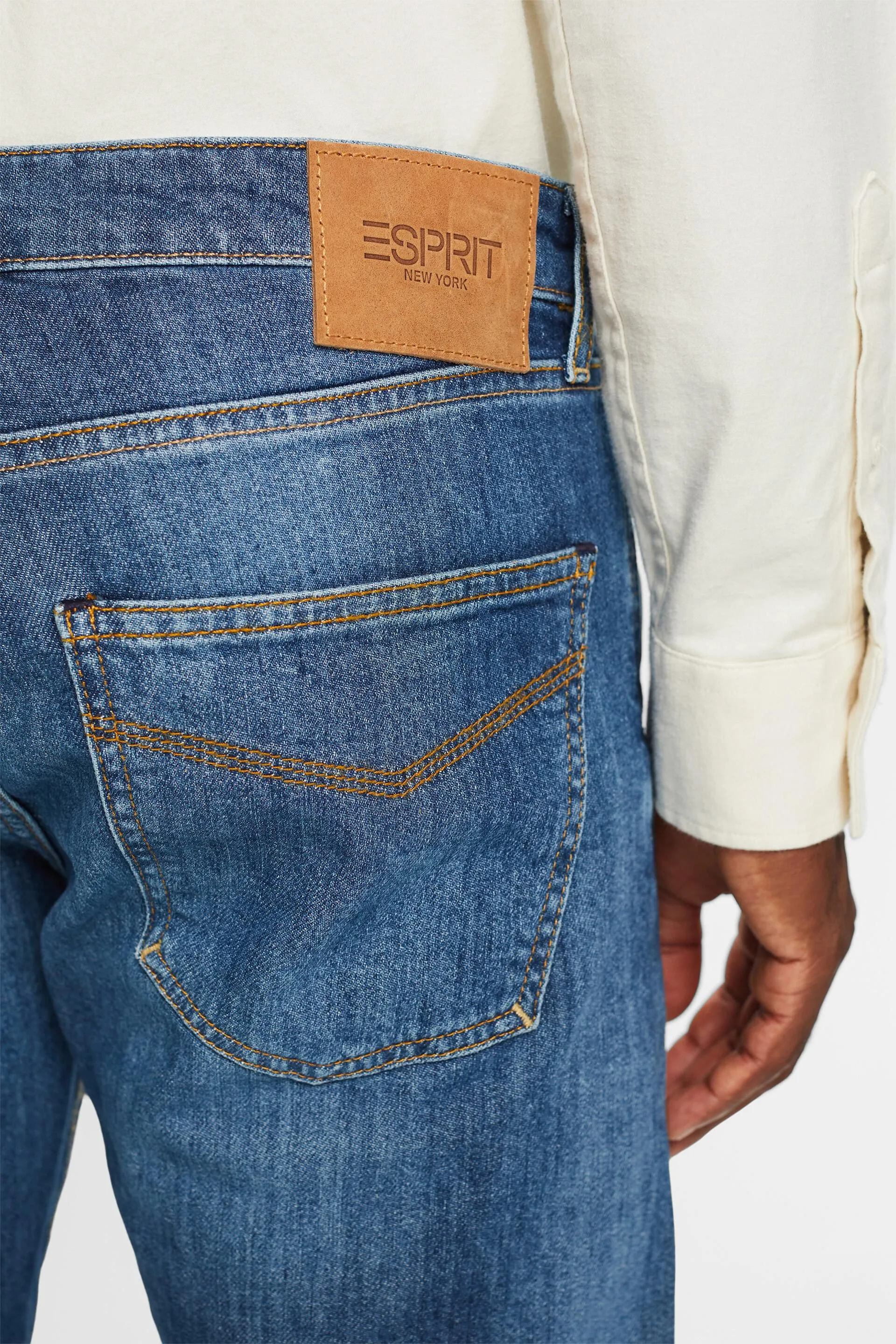 Jeans Slim Fit a vita media
