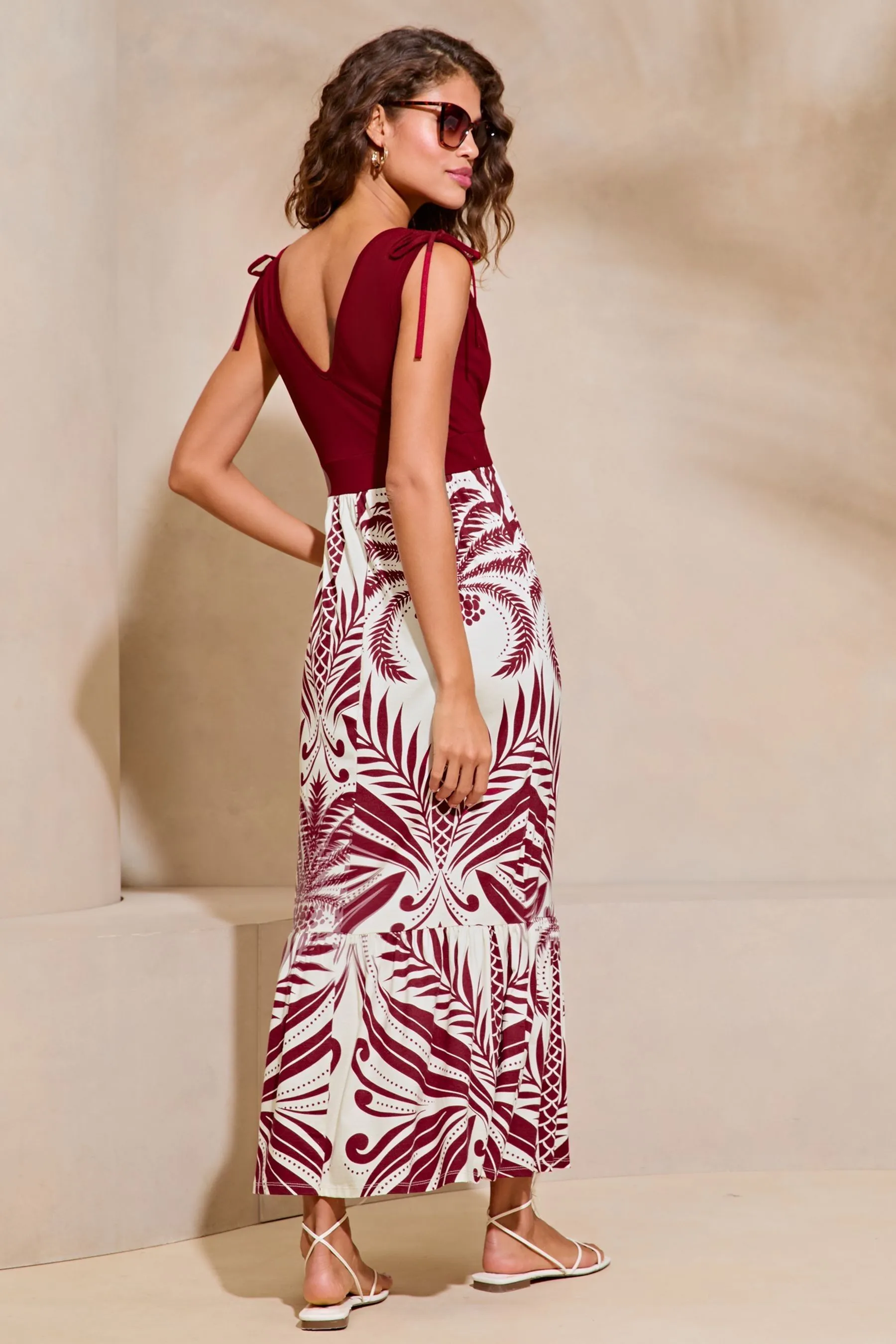 Lipsy - Abito maxi 2 in 1 in jersey stampato