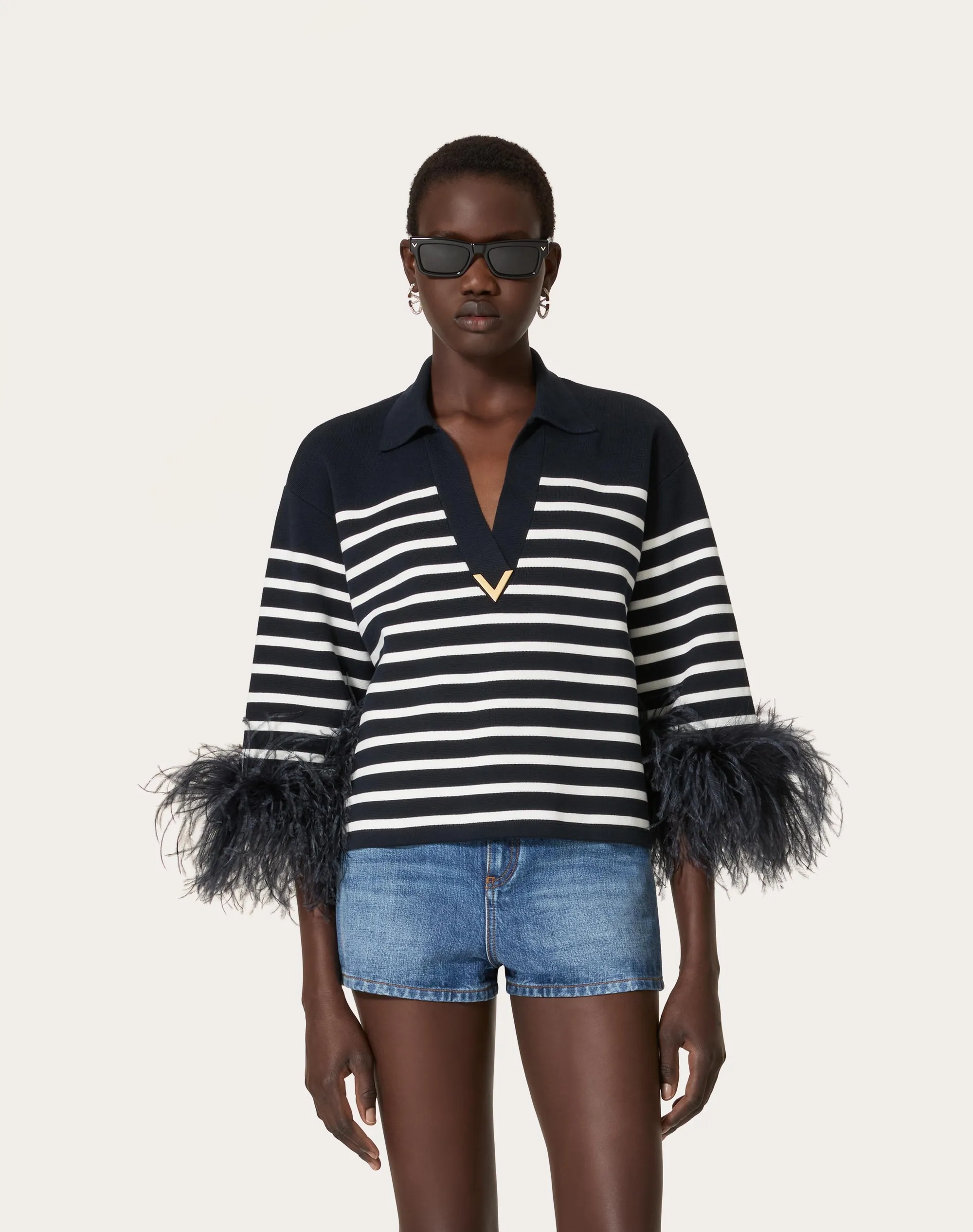 MAGLIA IN COTONE CON PIUME