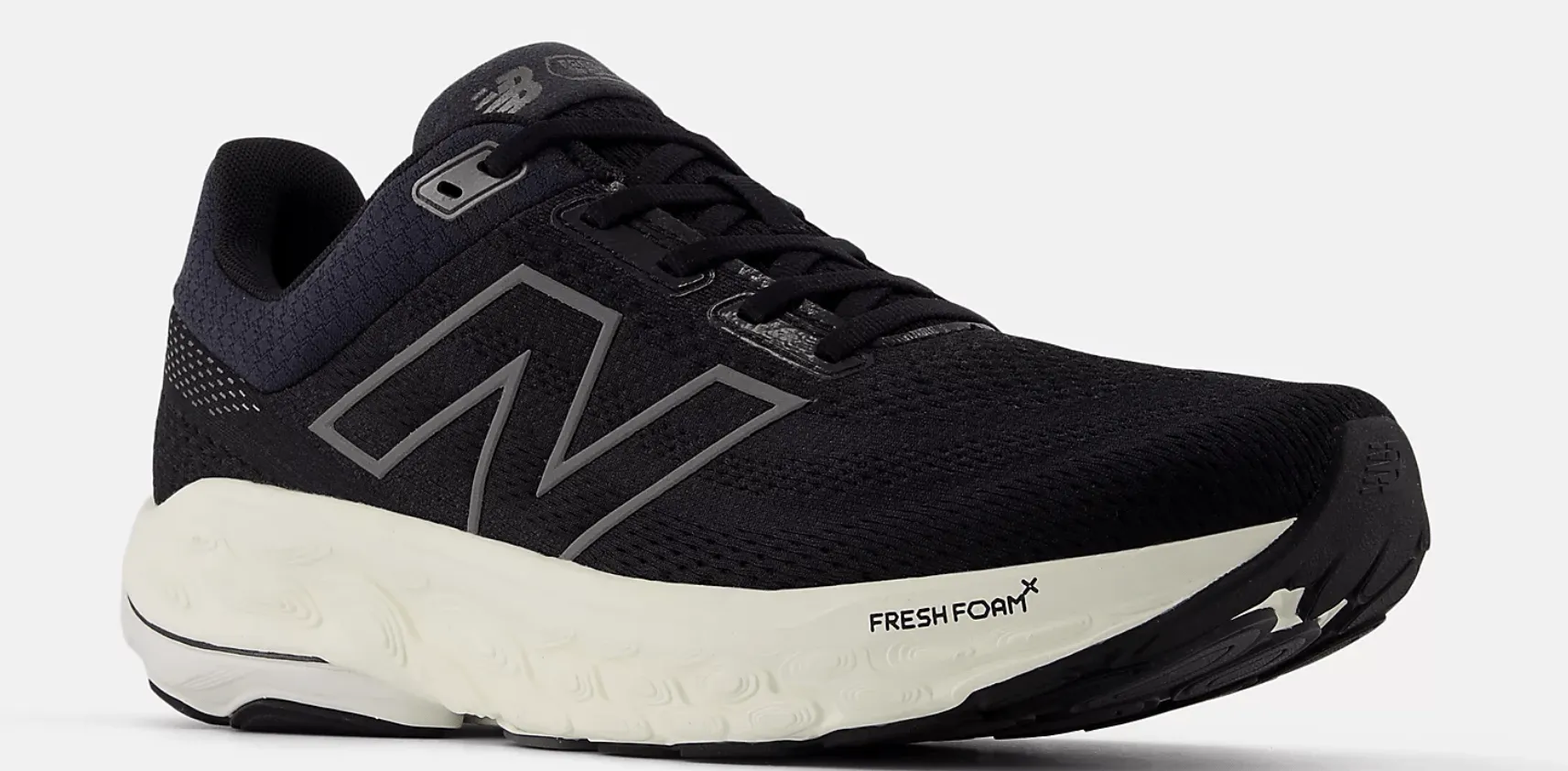 New Balance  860 w