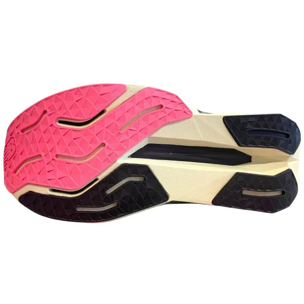 New Balance FuelCell Propel v5