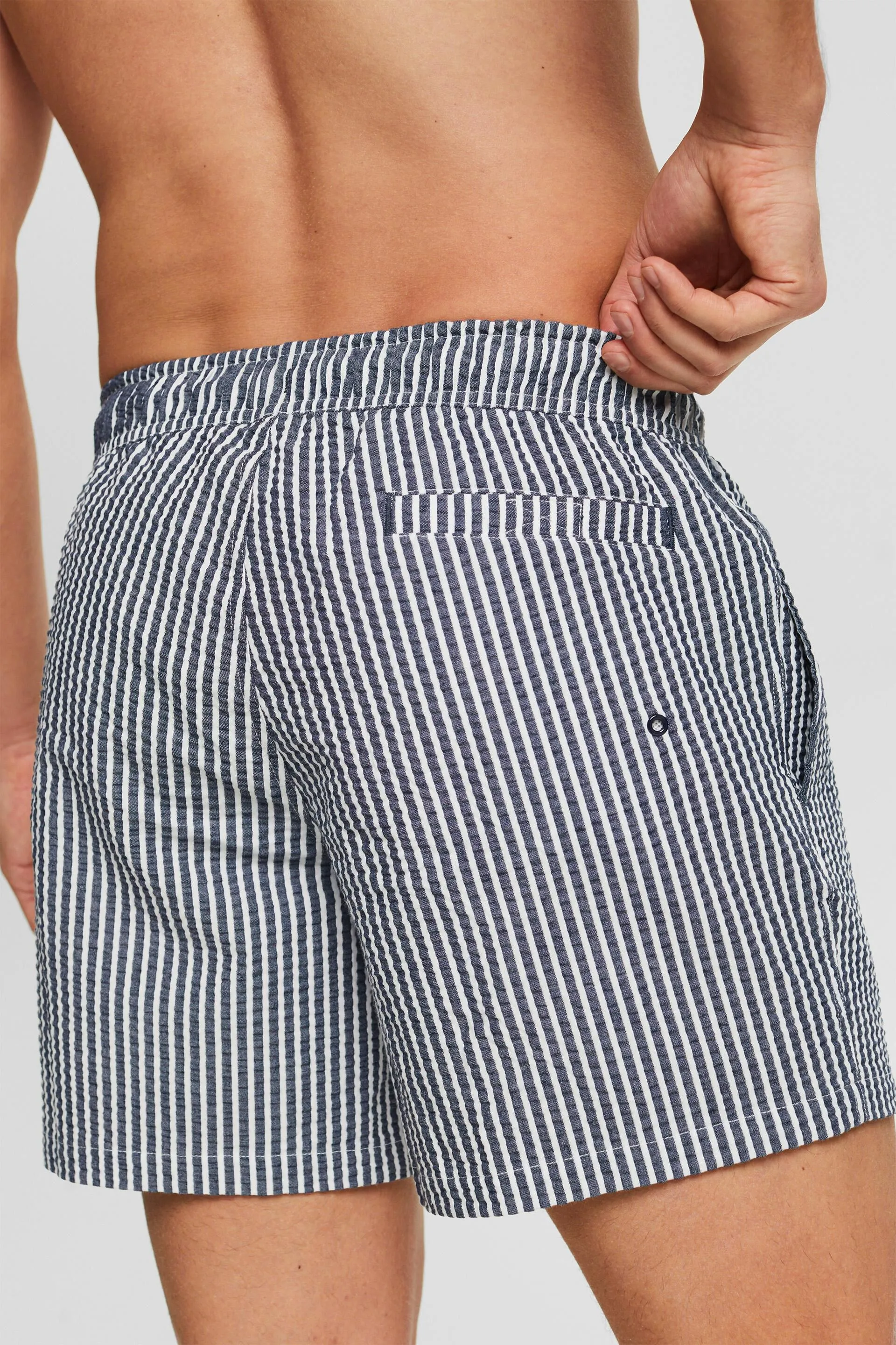 Pantaloncini da bagno strutturati a righe