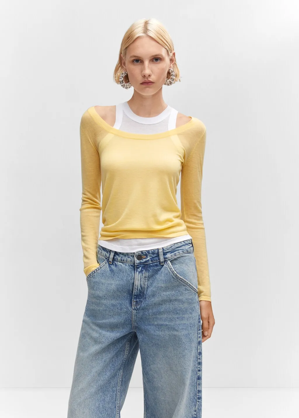 Pullover lana scollato