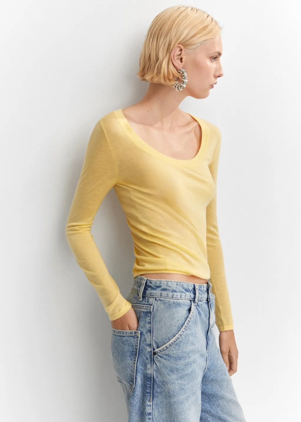Pullover lana scollato