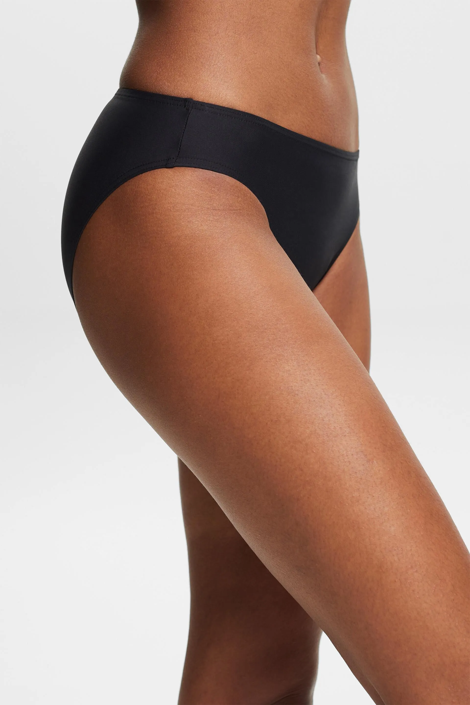 Riciclato: slip da bikini in tinta unita