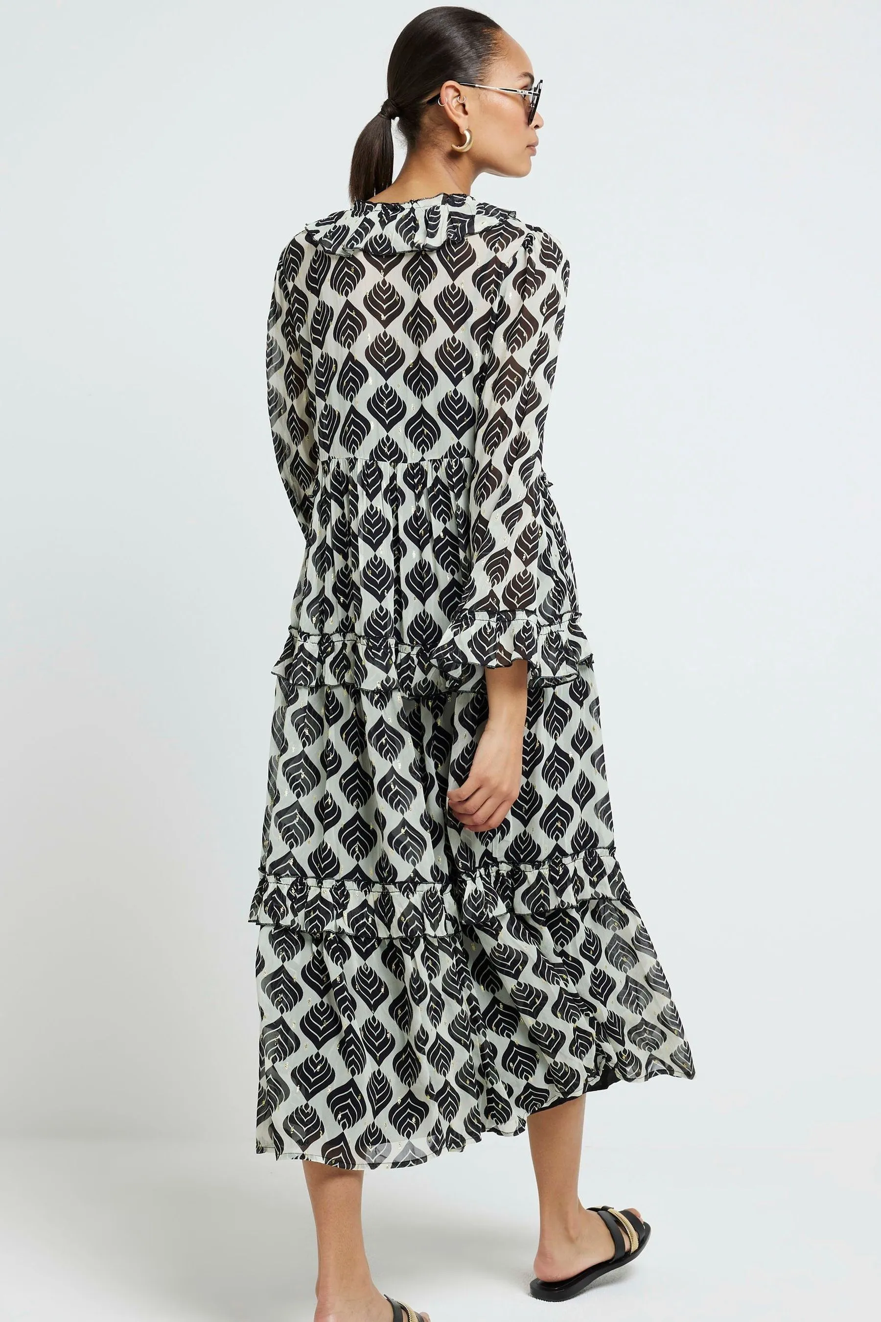 River Island - Abito maxi con volant sul davanti
