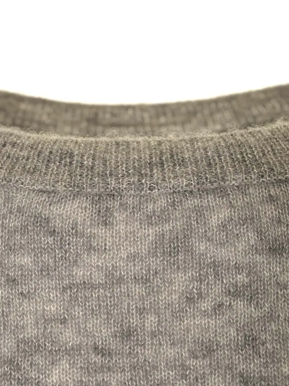   Saint Laurent  Maglia in cashmere e seta  