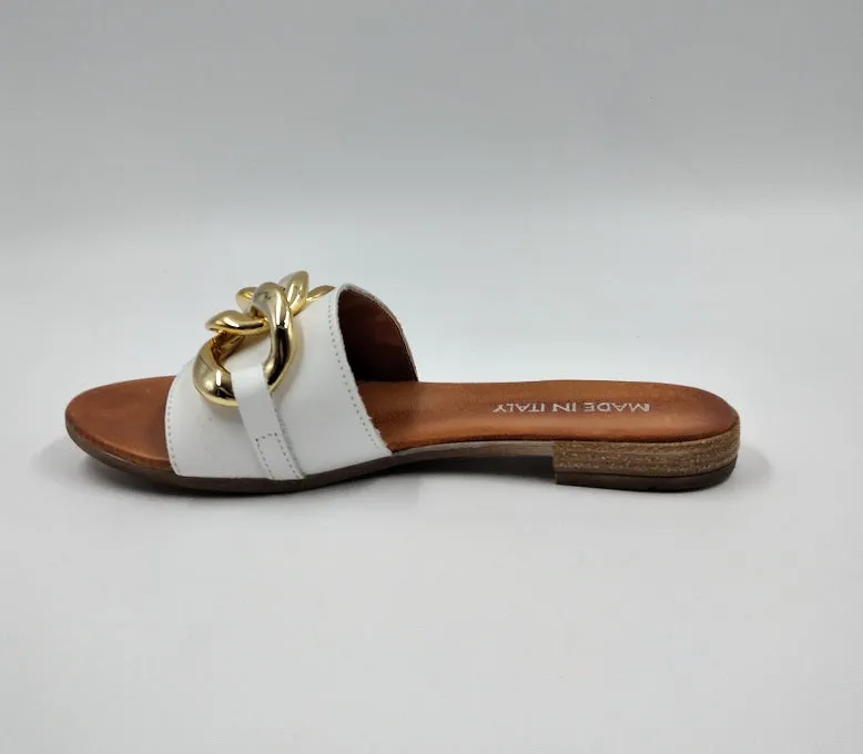 SANDALI PELLE BIANCA CON MAXI CATENA