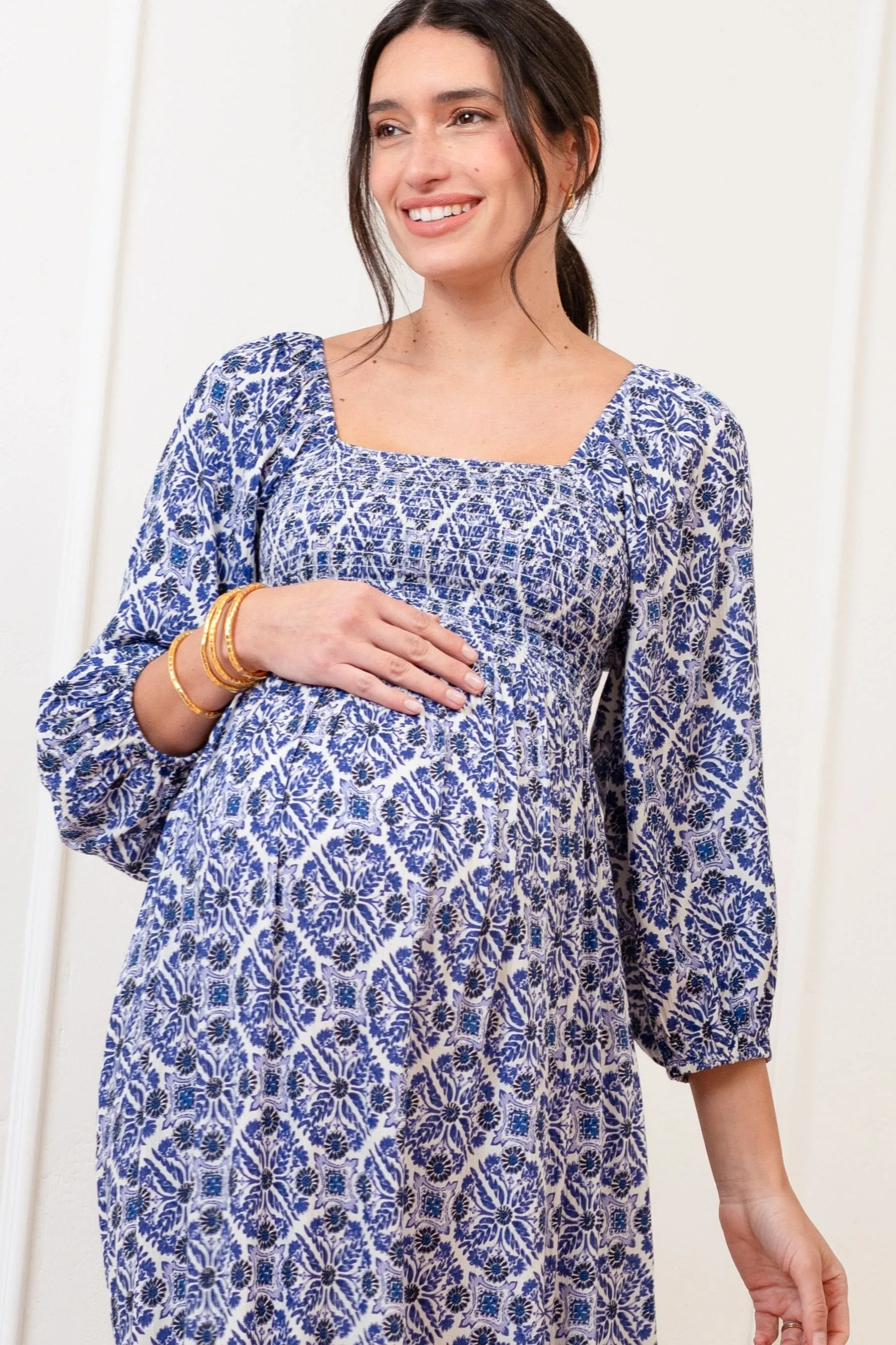 Seraphine Blu - Abito maxi premaman in crêpe con corpino arricciato
