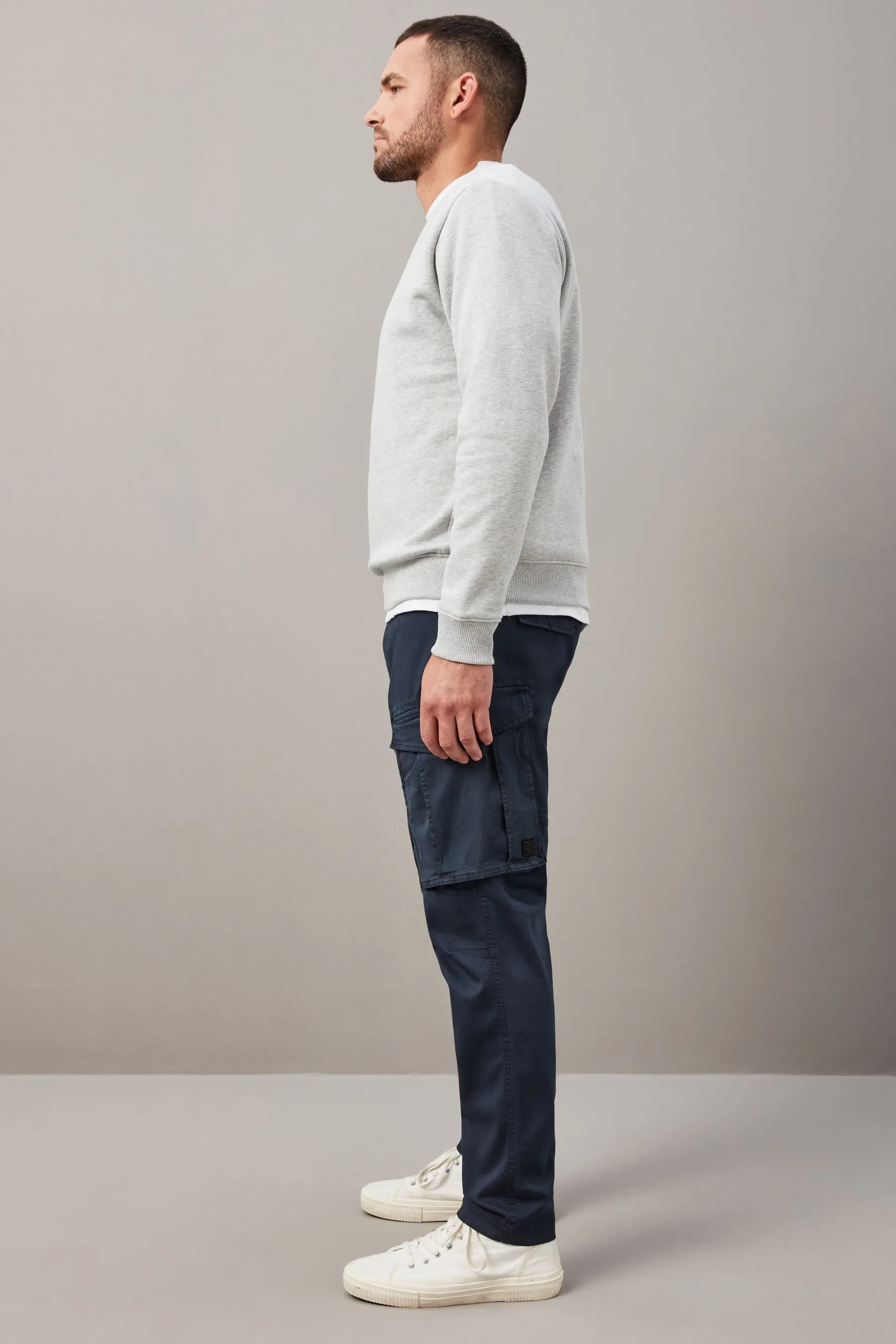 Shorts cargo elasticizzati con zip