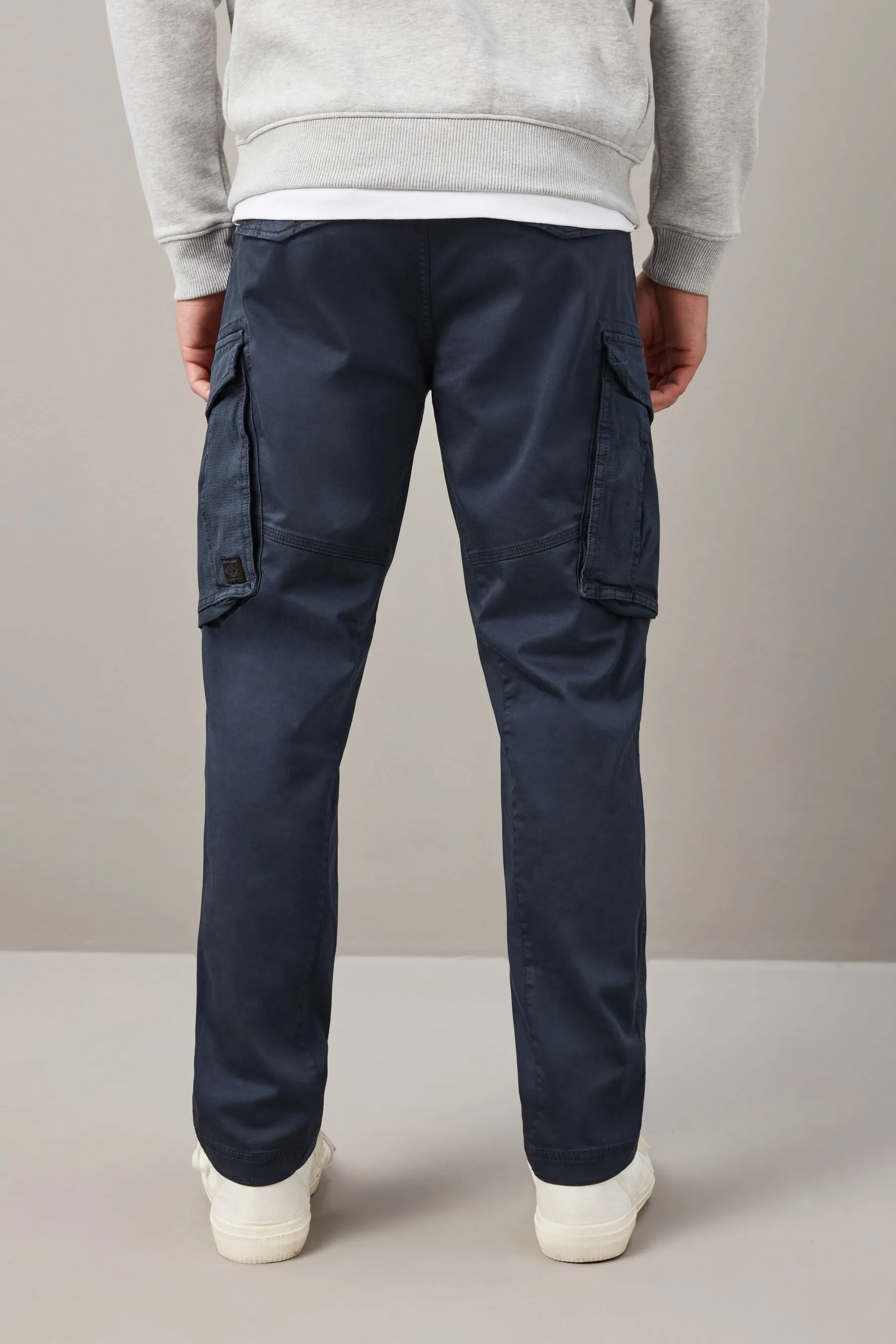Shorts cargo elasticizzati con zip