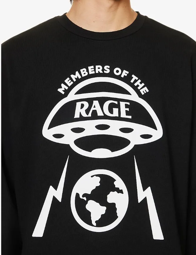 T-shirt a maniche lunghe con logo oversize in nero - uomo