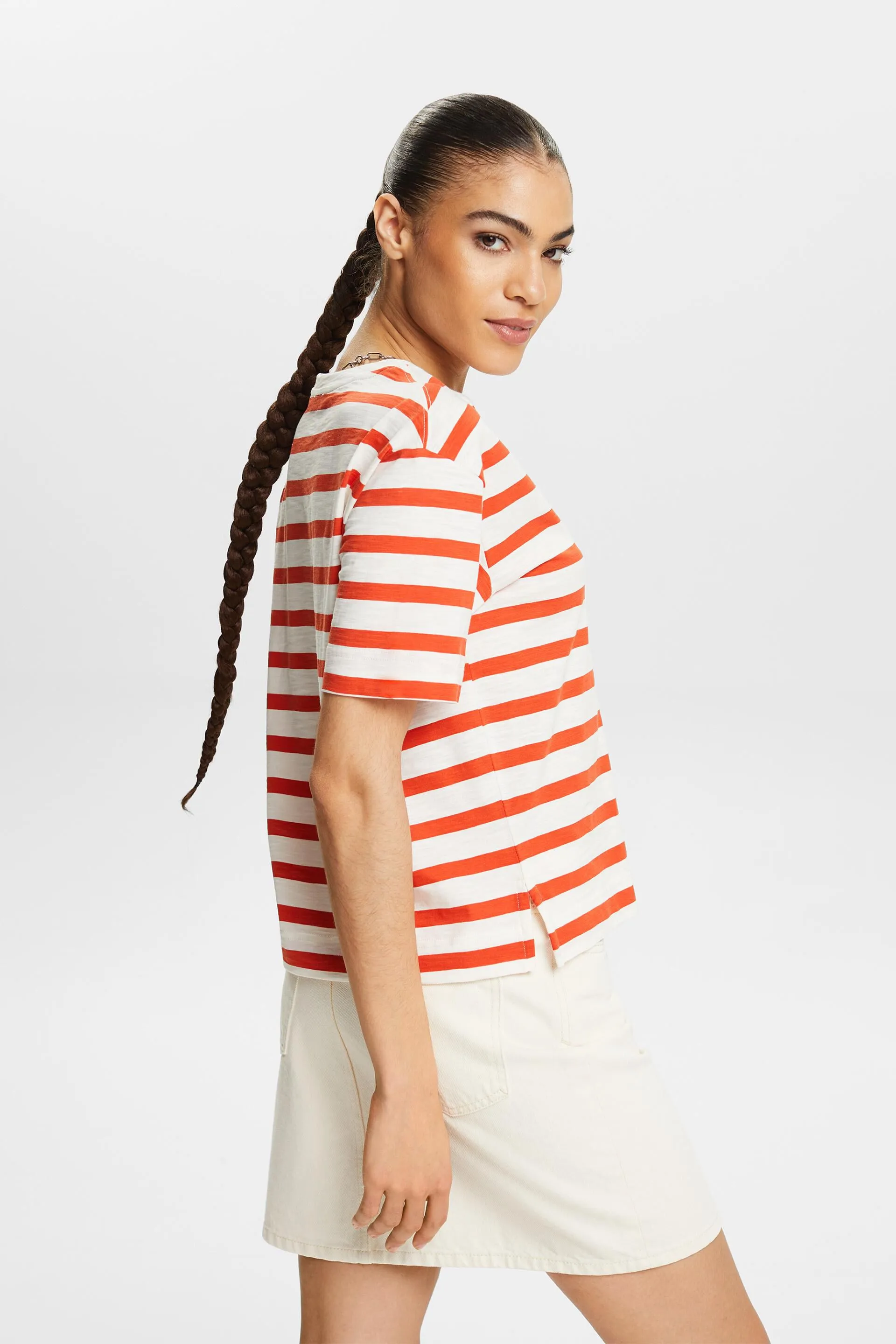 T-shirt a righe con scollo a V