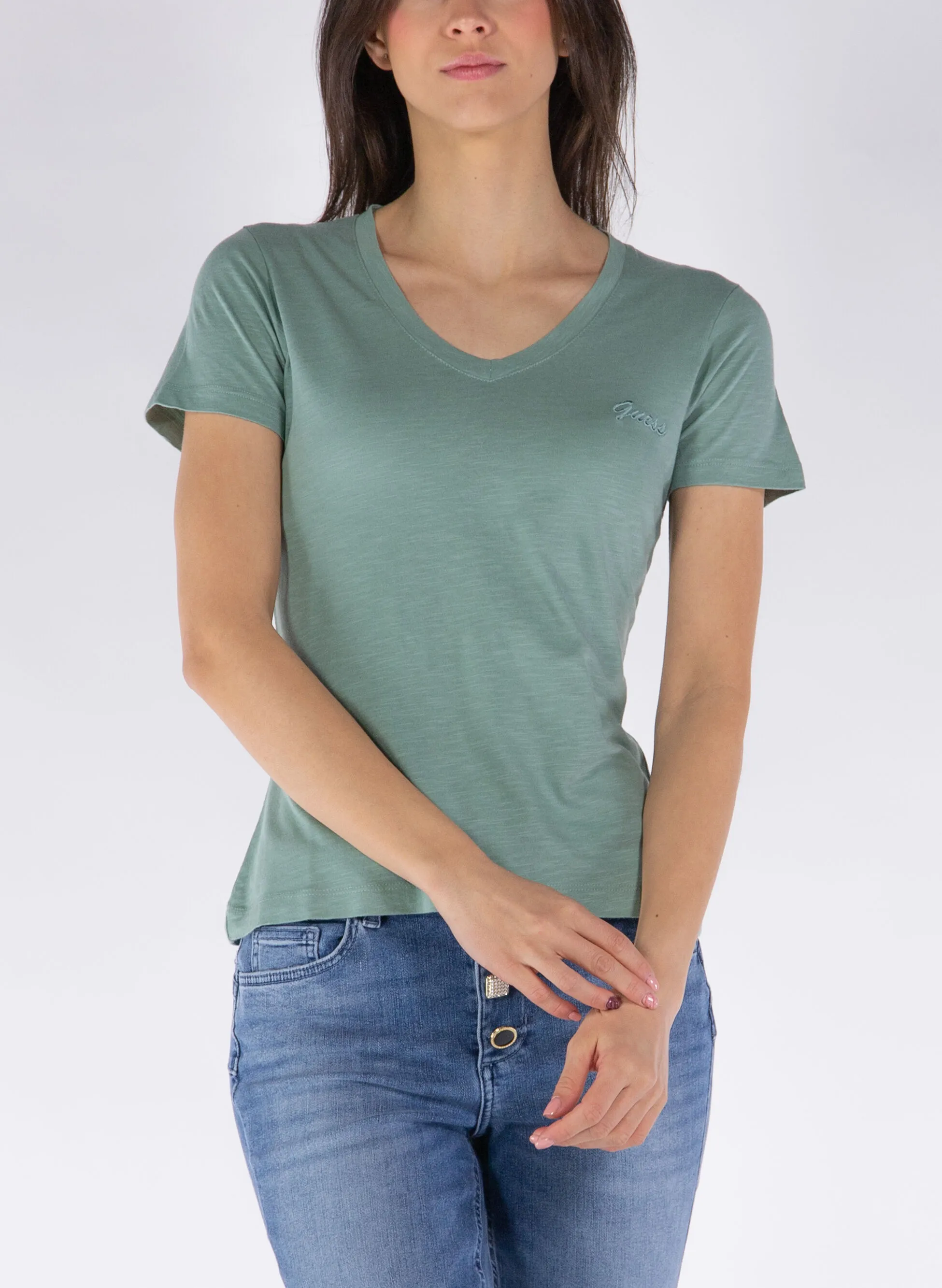 t-shirt collo a v
