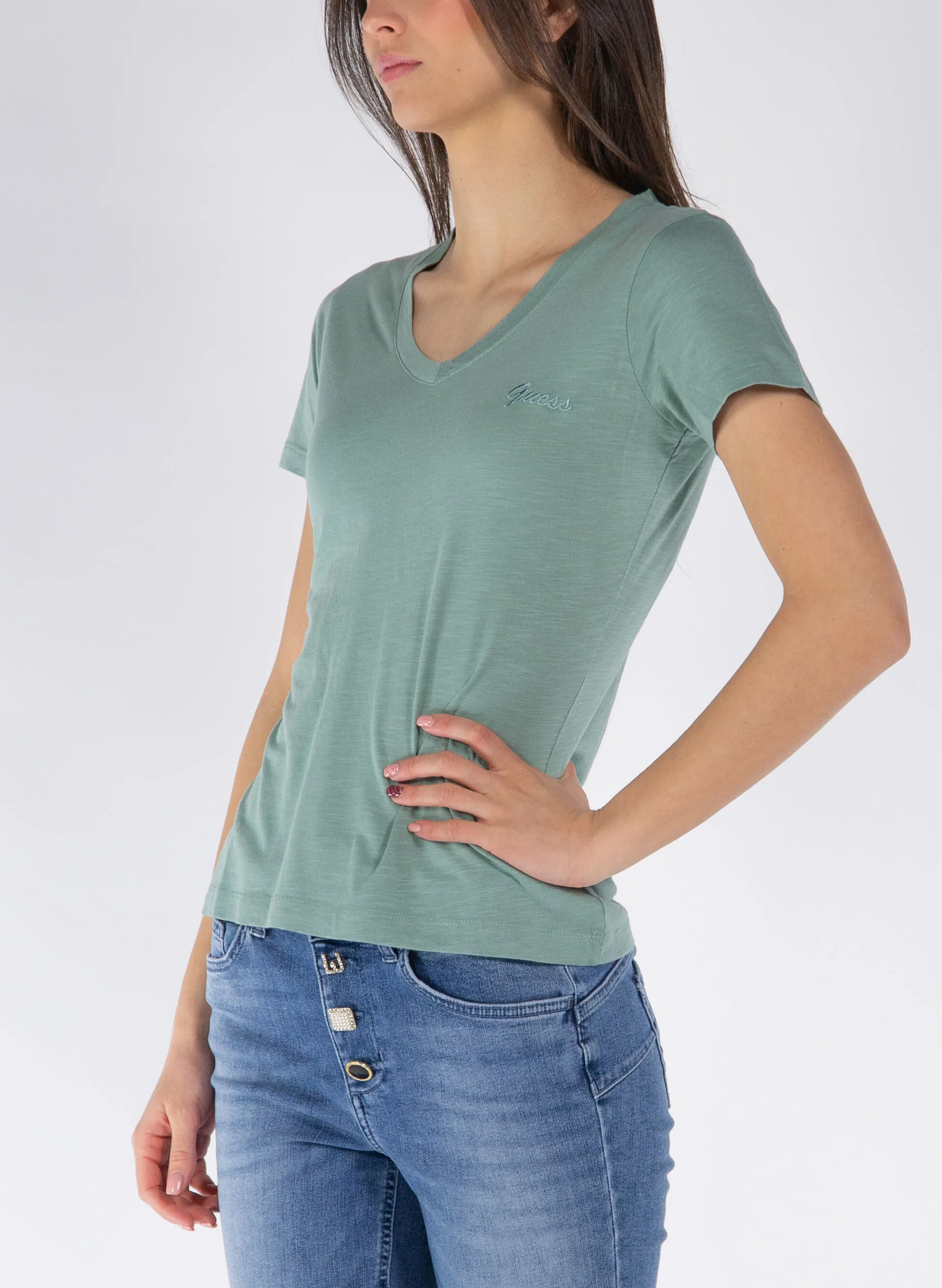 t-shirt collo a v