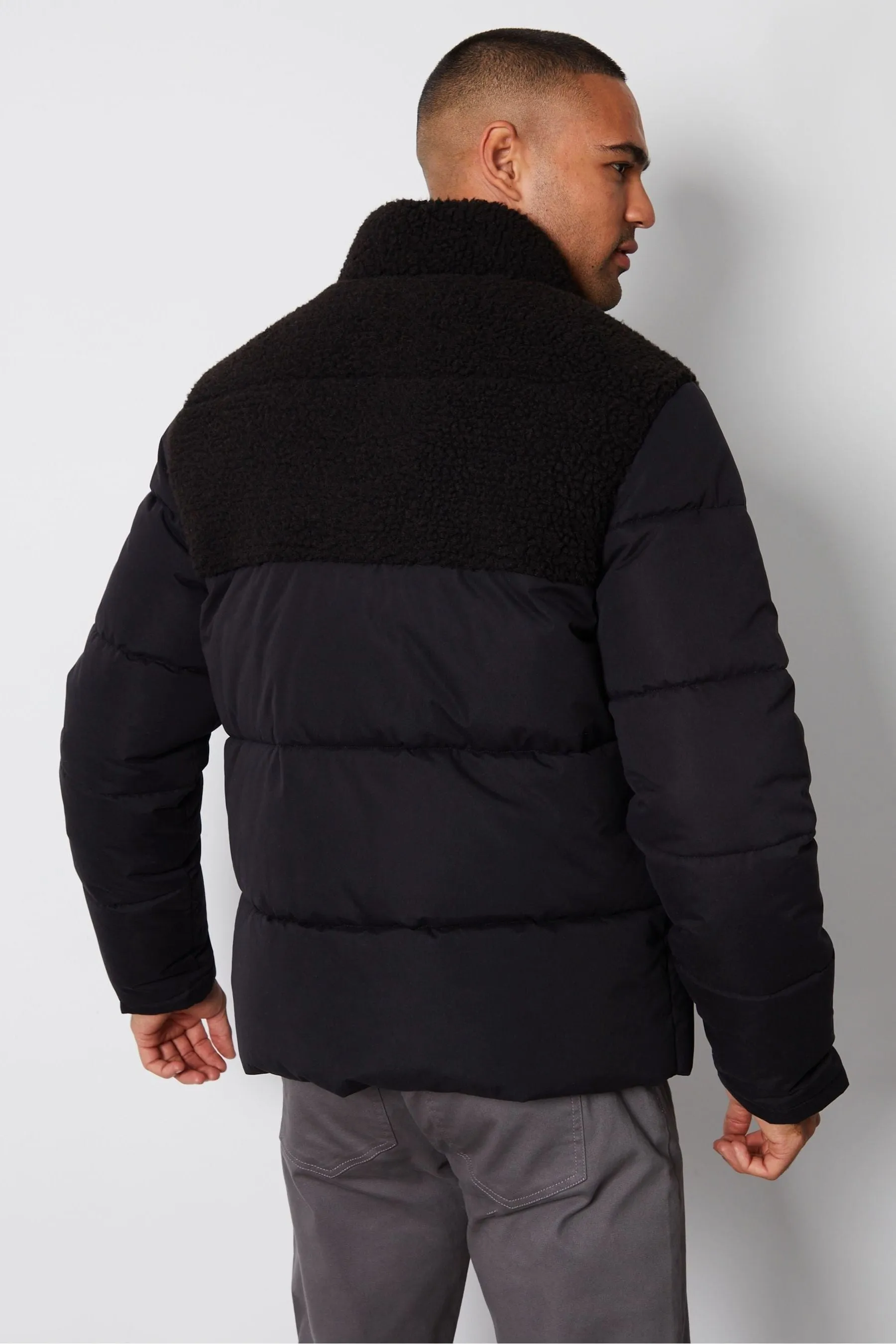 Threadbare - Giacca a sbuffo con Collo a imbuto e pannelli in sherpa