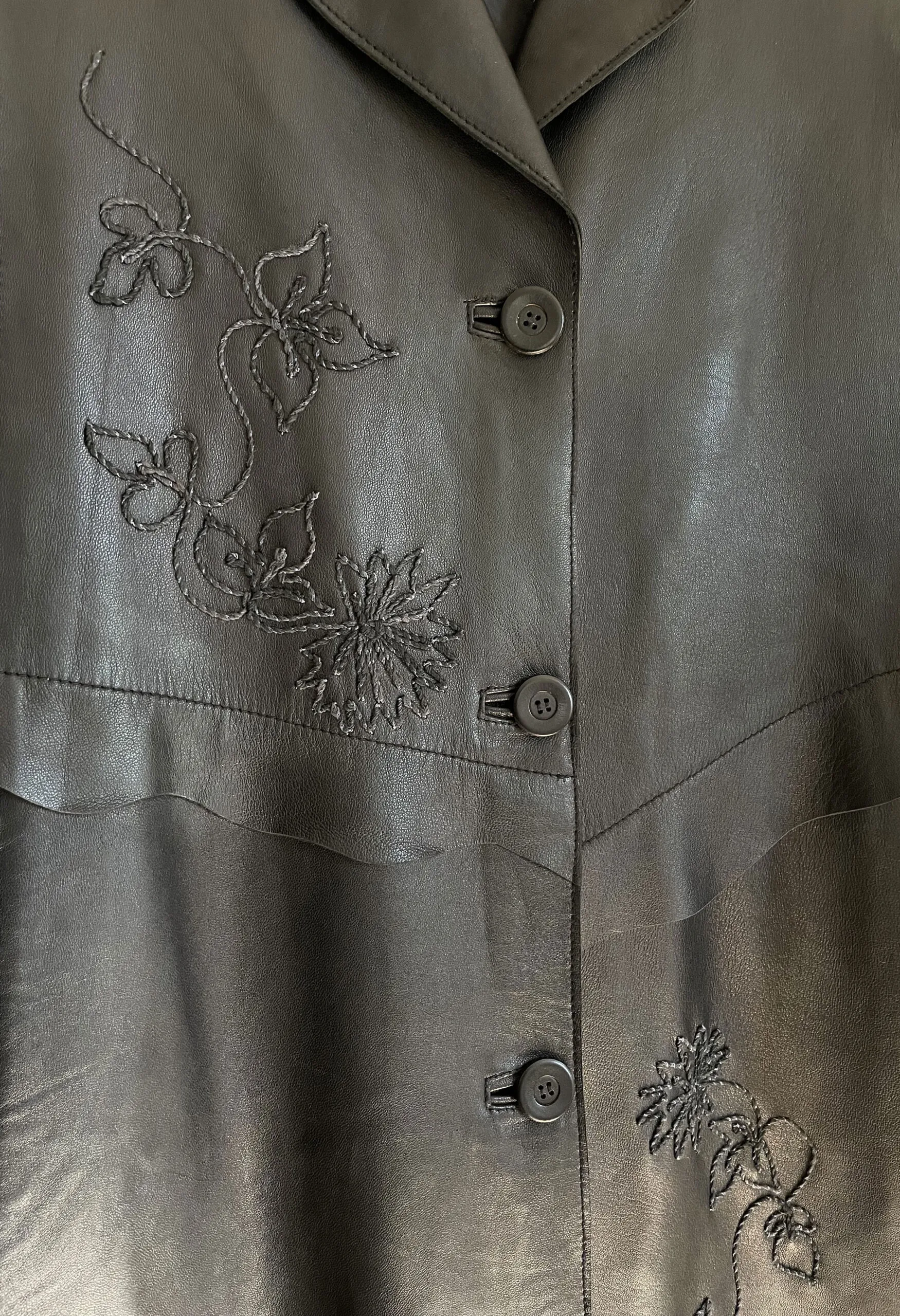 Trench extra long in vera pelle nera vintage anni ’90