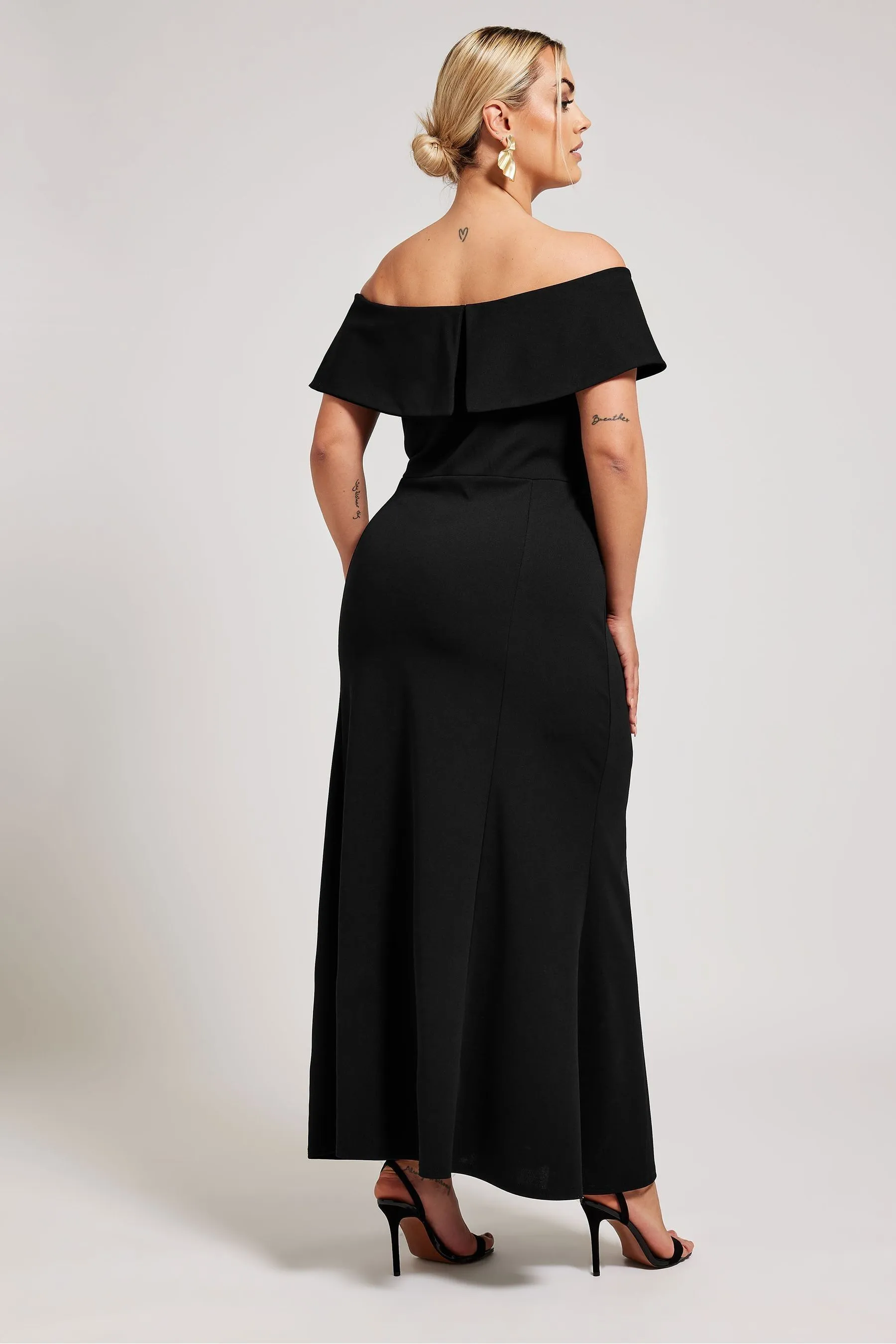 Yours Curve London - Ruches - Abito maxi con scollo alla Bardot