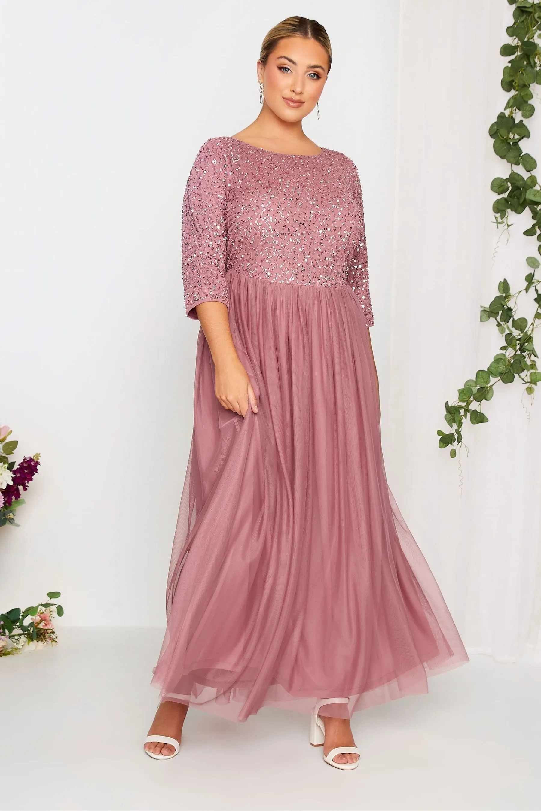 Yours Curve - Maxi abito Manica lunga decorato