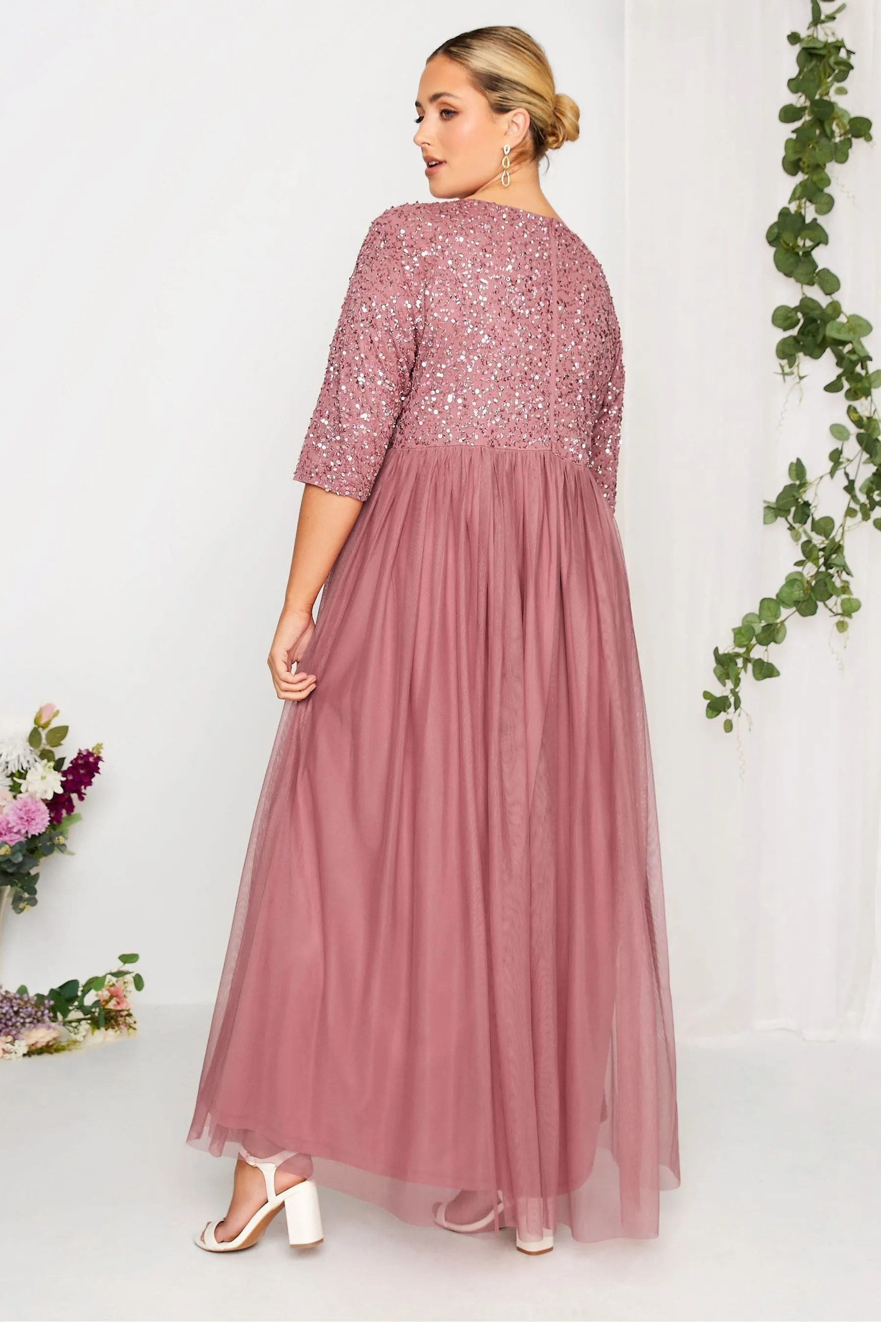 Yours Curve - Maxi abito Manica lunga decorato
