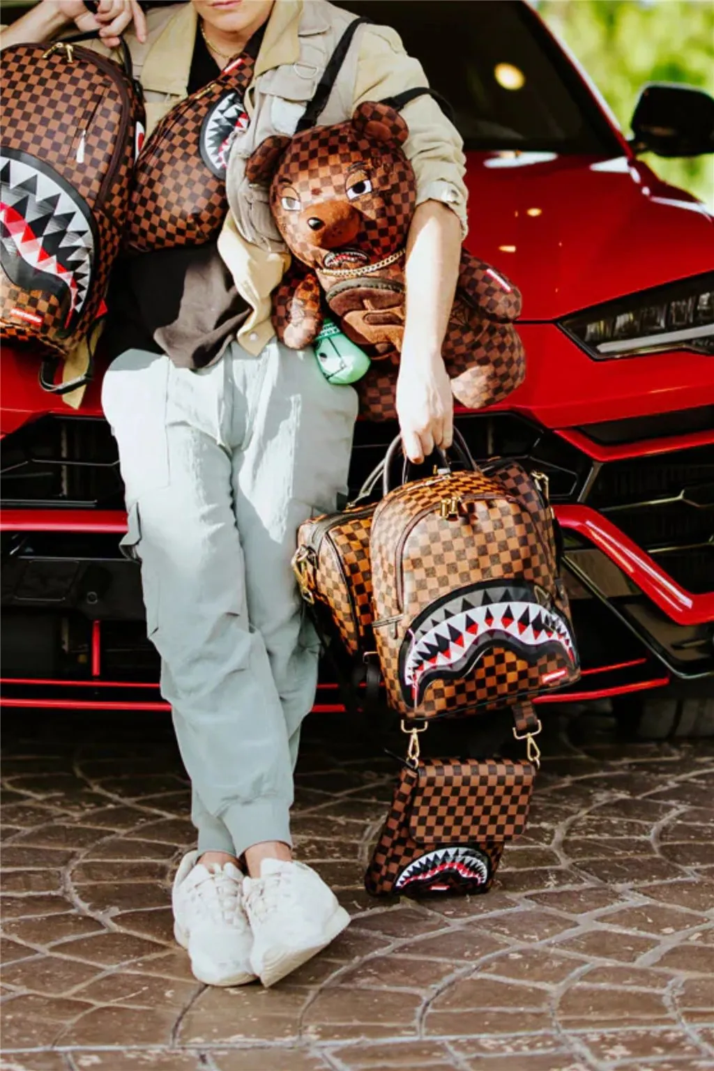 Zaino small a quadri nero marrone Sprayground Shark in Paris lenticular chomp 6519